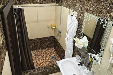 Фото номера Джуниор сюит Гостиница Белая Акация г. Курск 3