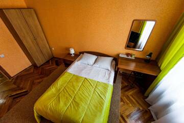 Фото номера Номер стандарт с 1 двуспальной кроватью Гостиница  Bed and Breakfast  г. Курск 6