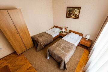 Фото номера Номер стандарт с 2 односпальными кроватями Гостиница  Bed and Breakfast  г. Курск 2