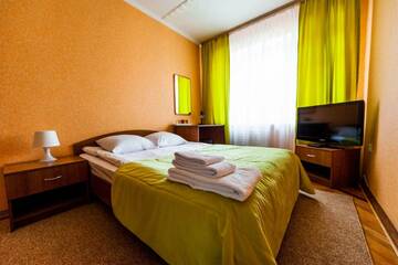 Фото номера Номер стандарт с 1 двуспальной кроватью Гостиница  Bed and Breakfast  г. Курск 5